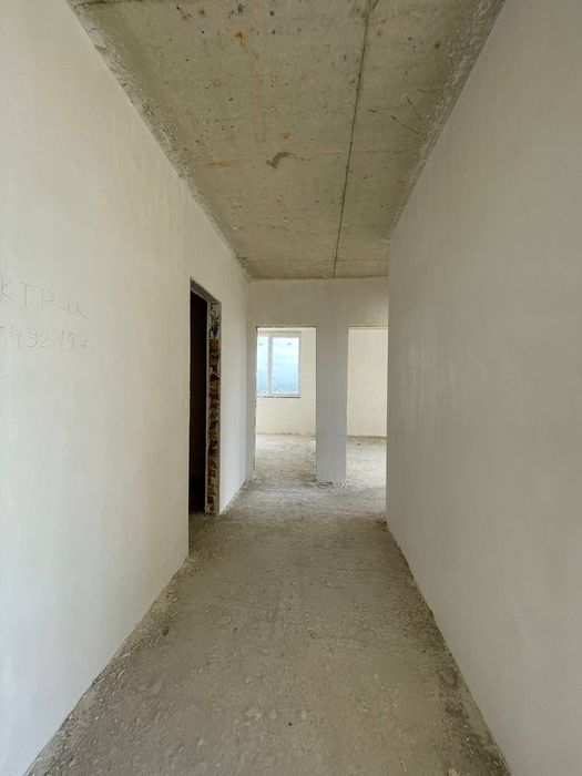 3 окремі кімнати+кухня студія в ЖК по вул. Незалежності.