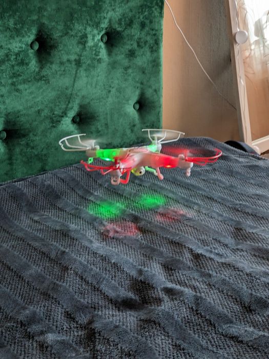 Квадрокоптер Akaso X5C, дрон