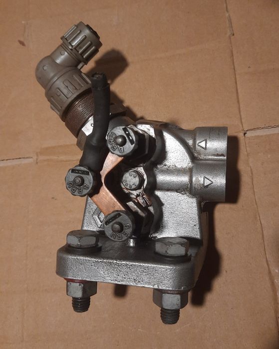 Корпус паливного фільтра Renault 340 номер 5600 426038F з підігрівом