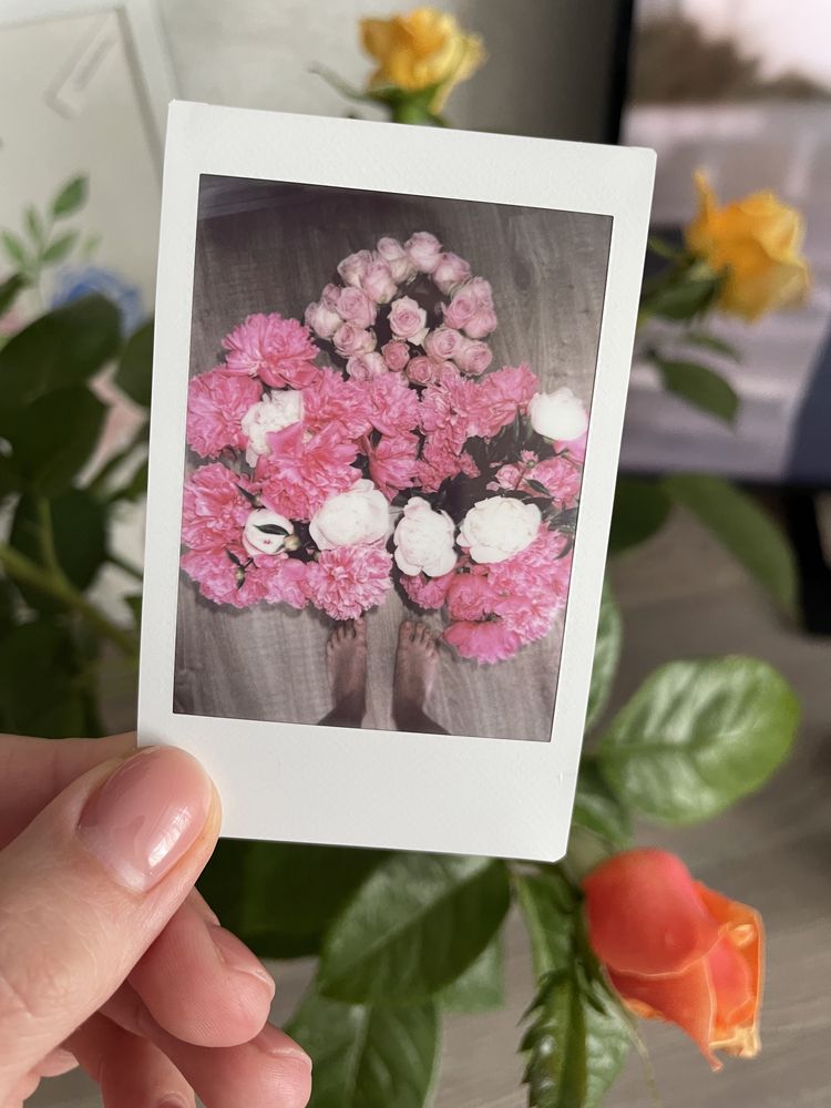 Оренда фотокамери миттєвого друку Fujifilm Instax Mini 11 Blush Pink