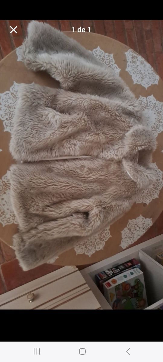 Casaco de pelo de menina