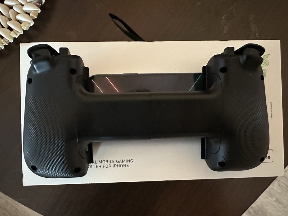 Геймпад Razer Kishi V2 for iOS джойстик iphone