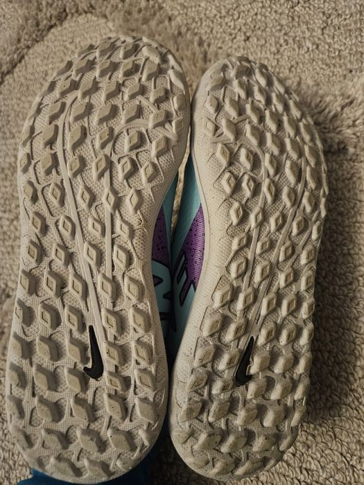 Buty sportowe Nike Mercuriale turf na halę i orlika  37,5