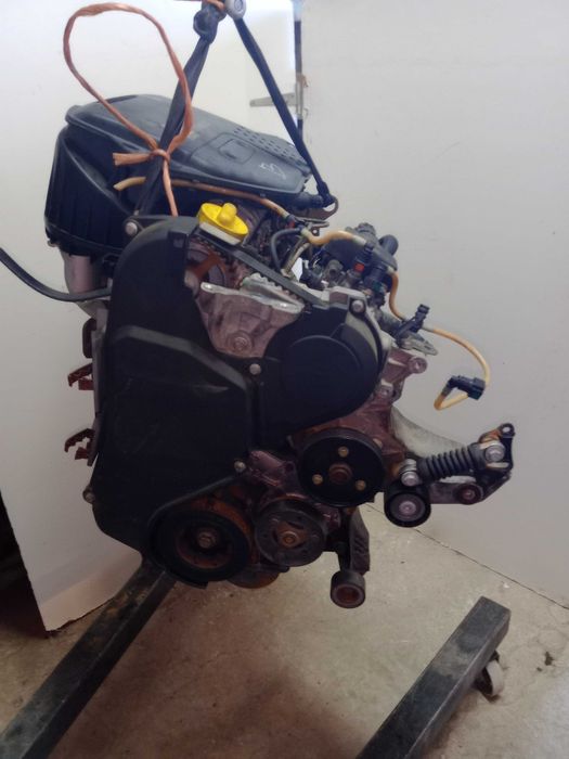 Motor Renault F8Q 1.9D com bomba elétrica Kangoo Clio Impecável