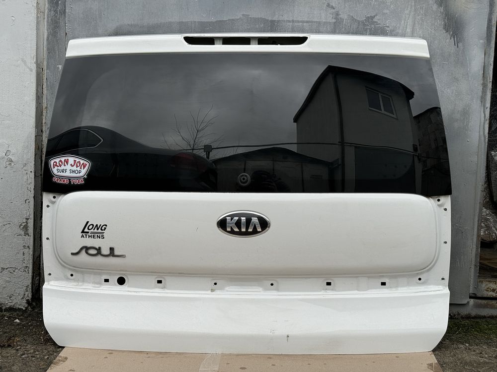 Кришка багажника (ляда) KIA Soul 2014-2019 у зборі, та гола