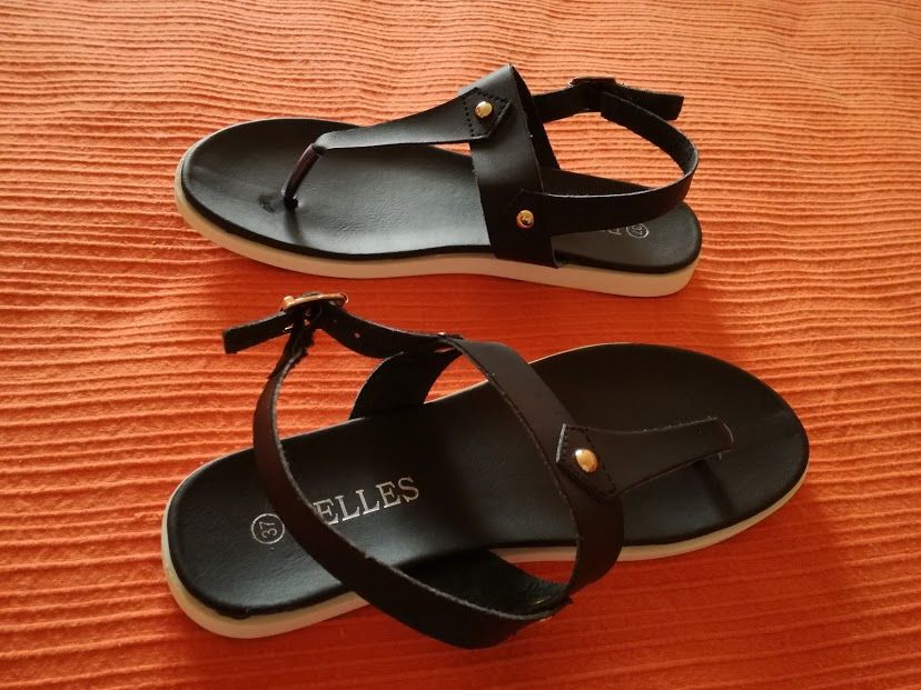 Sandálias Pretas, 37