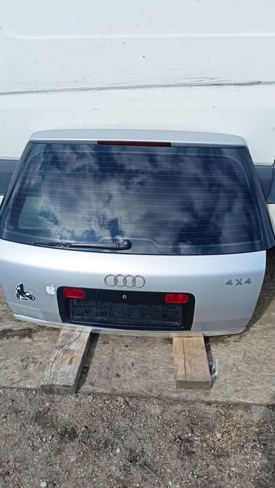 Audi A6 -C5 Allroad kombi klapa tylna srebrna kpl
