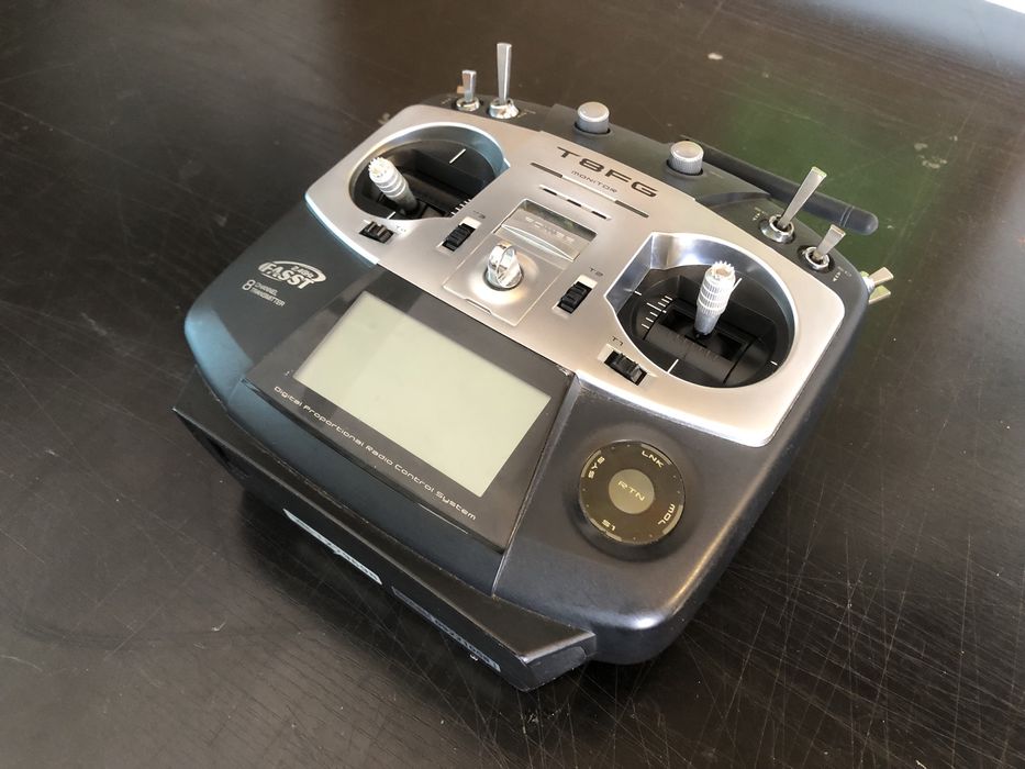 Futaba  aviao rc aeromodelismo