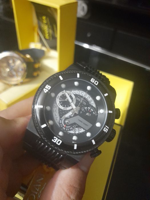 Relógio invicta original na caixa preto