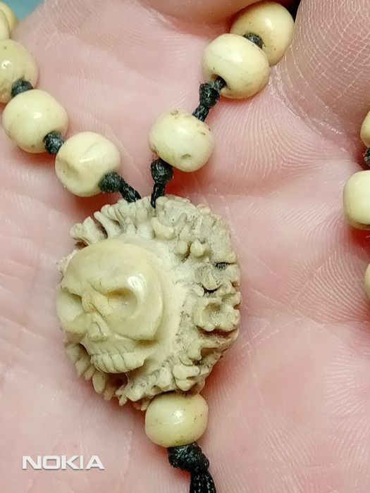 Чотки кістка на 33 намистини