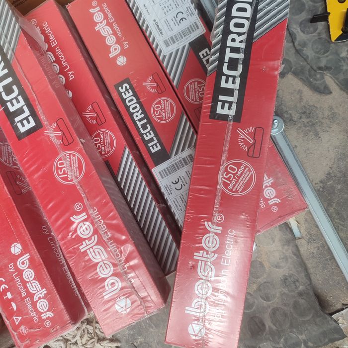 Elektrody BESTER 5kg 6013 4,0mm 350mm rutylowe NOWE  spawalnicze