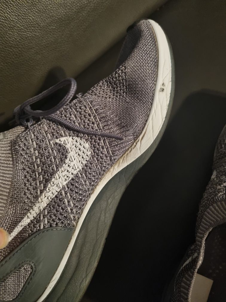 Nike Air sportowe wiązane 43 szare lekkie