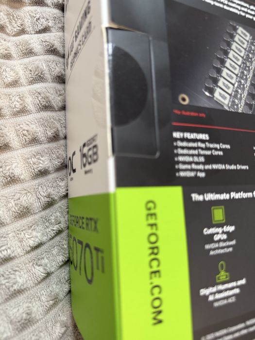 Відеокарта Asus TUF Gaming OC RTX 5070 Ti 16GB GDDR7