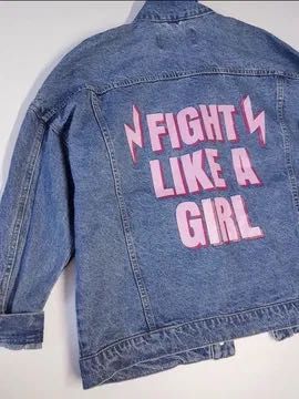 Джинсова куртка з написом Fight like a girl