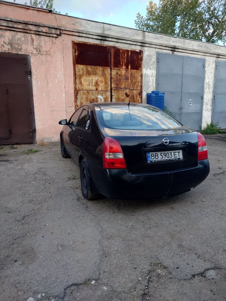 Nissan primera p 12