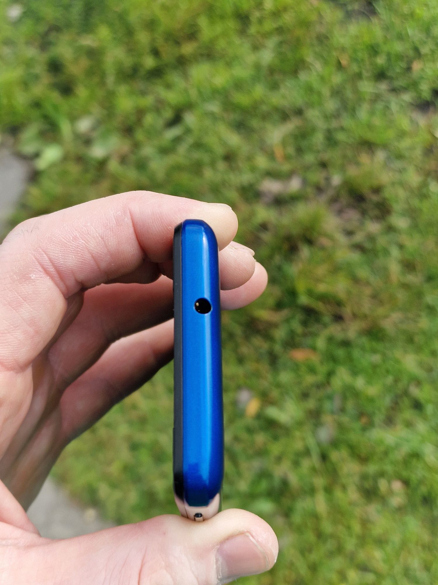 ZTE blade L8 16Gb