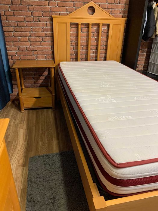 Mobilia de Quarto de Solteiro Completa – Castanho Claro