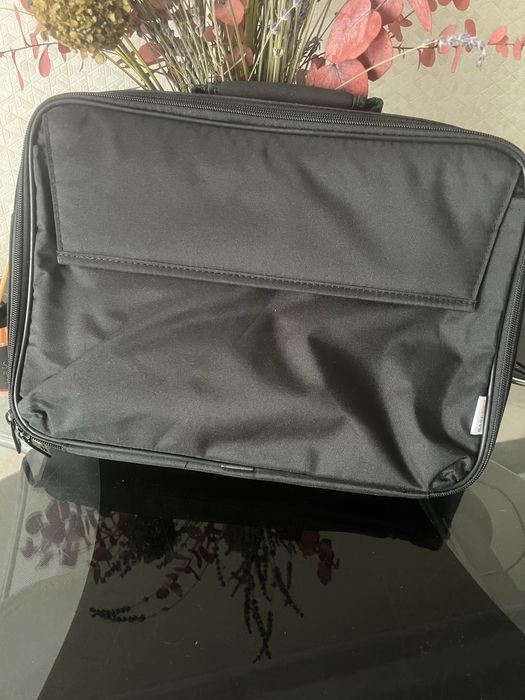 Чехол- сумка для ноутбука. Новая.