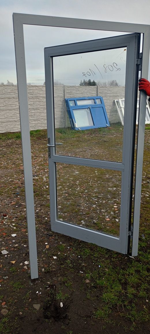 Drzwi aluminiowe używane z Niemiec super stan dostawa gratis cały Kraj