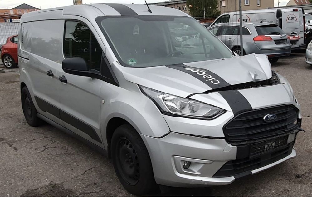 Ford Transit Connect 2019 long uszkodzony zdekompletowany