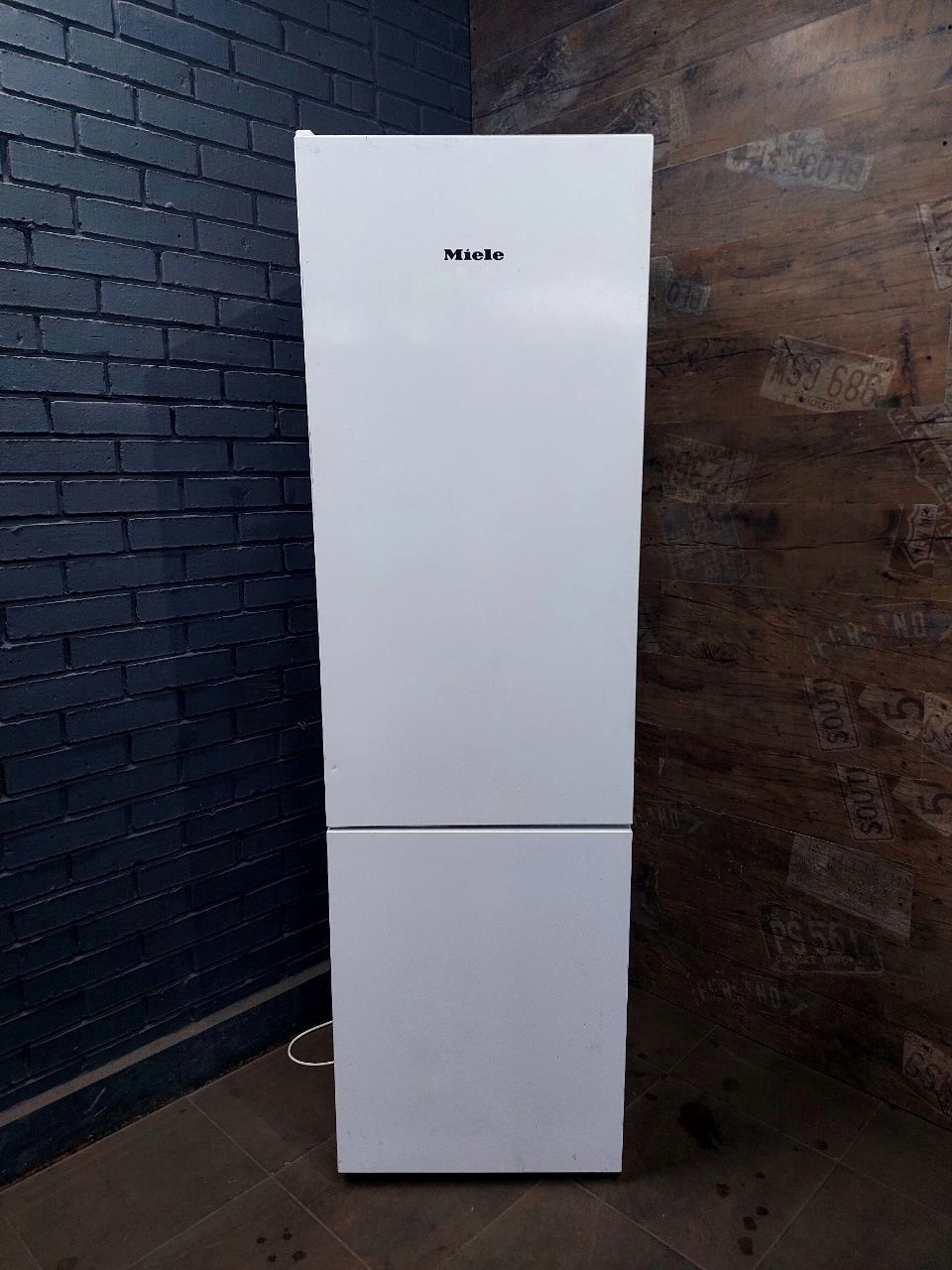 Холодильник Miele KFN29132 D ws, гарантія та величезний вибір техніки