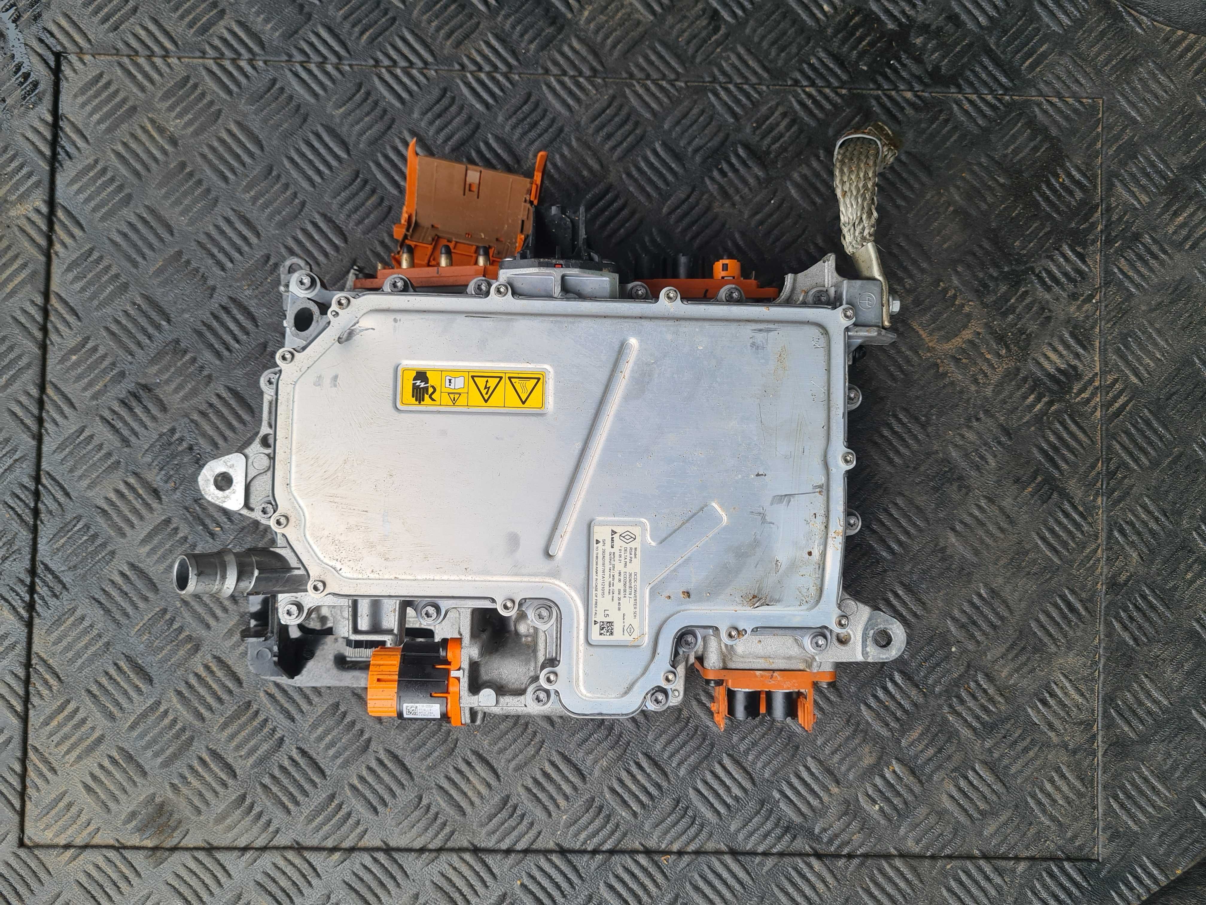 Renault Clio V 1.6 E-TECH hybrid 22r konwerter przetwornica baterii