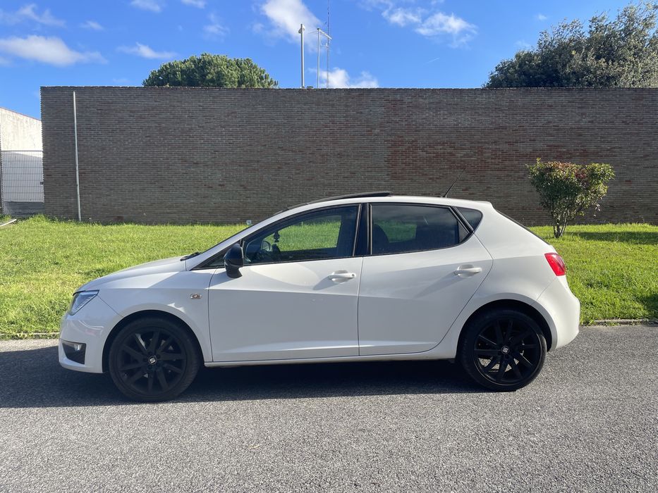 Seat ibiza 1.4 tdi FR c/ Teto panoramico