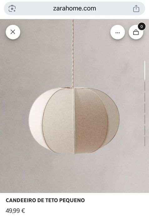 Candeeiro de tecto pequeno Zara Home dentro da embalagem.