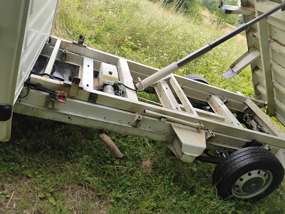 Renault master wywrotka 2.5 dci