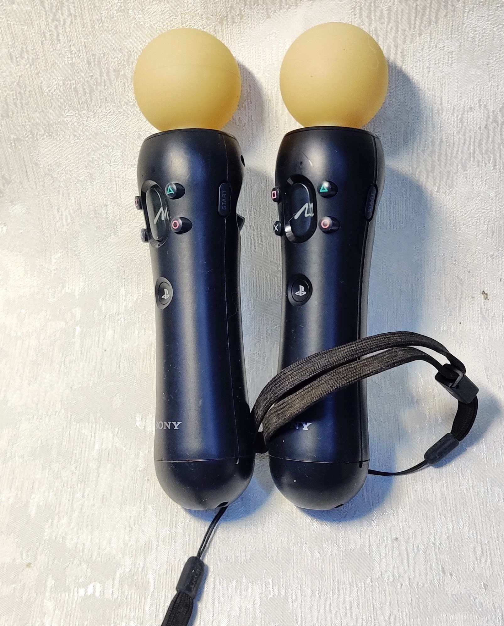 Игровой манипулятор Sony Move Motion Controller cech-zcm1e  2шт б.у.