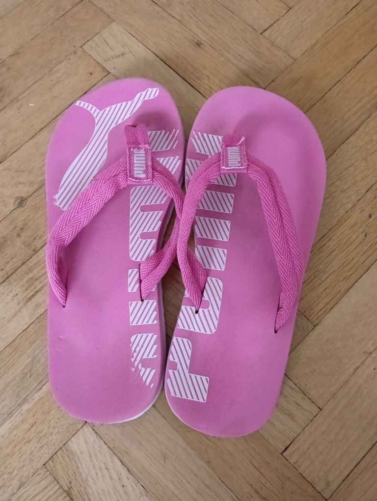 Klapki Puma dla dziewczynki
