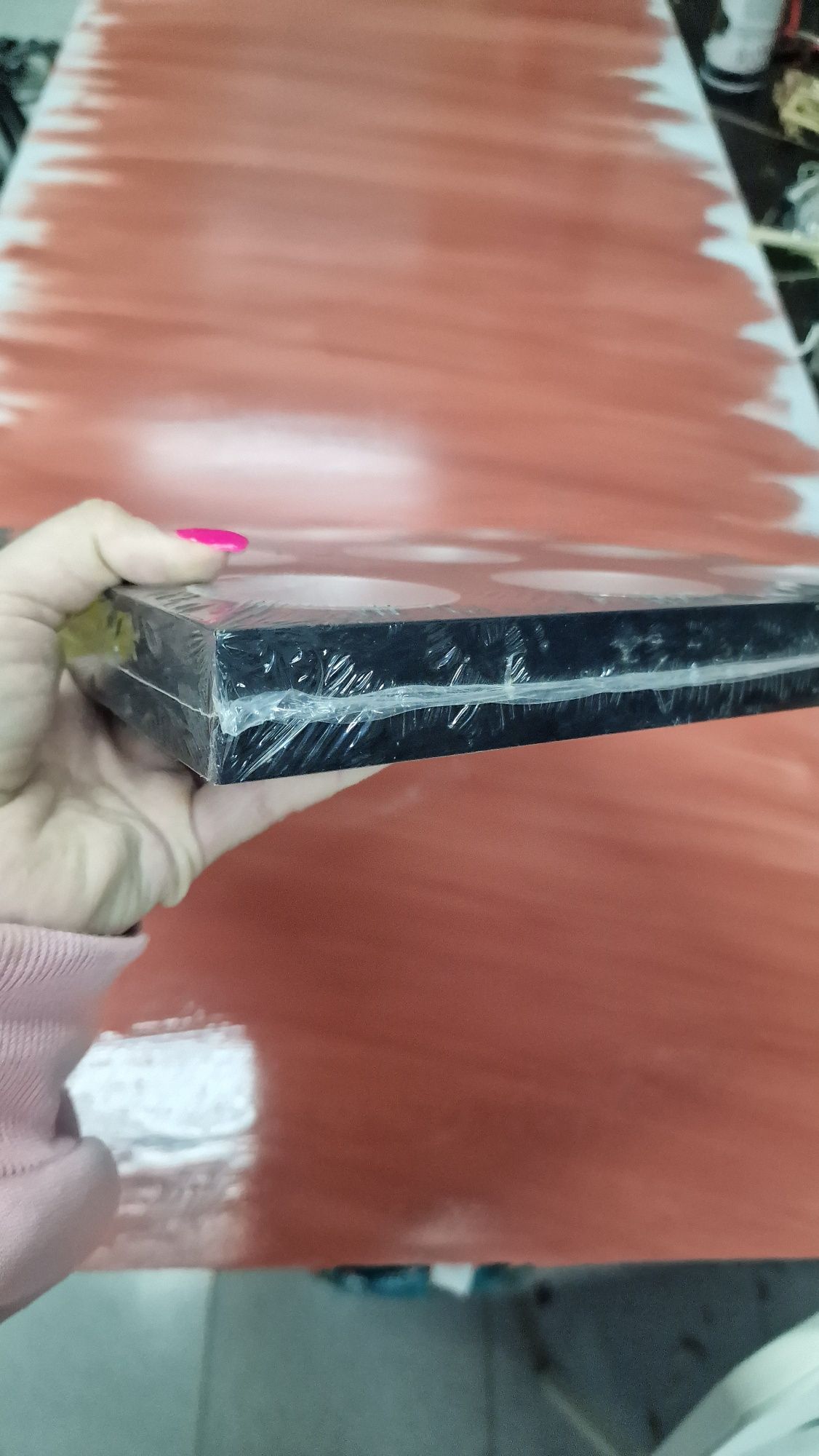 Porta velas selado nunca usado Ikea formato quadrado para 9 velas