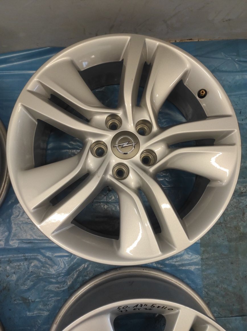 50 Felgi aluminiowe ORYGINAŁ OPEL R 17 5x110 Bardzo Ładne Czujniki