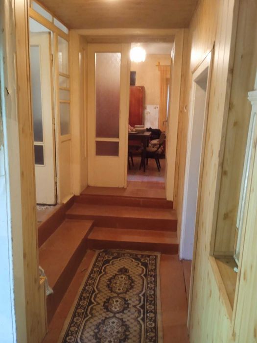 Будинок 4 кімнати на великій землі 30 соток с. Мочола 5 км до Берегова