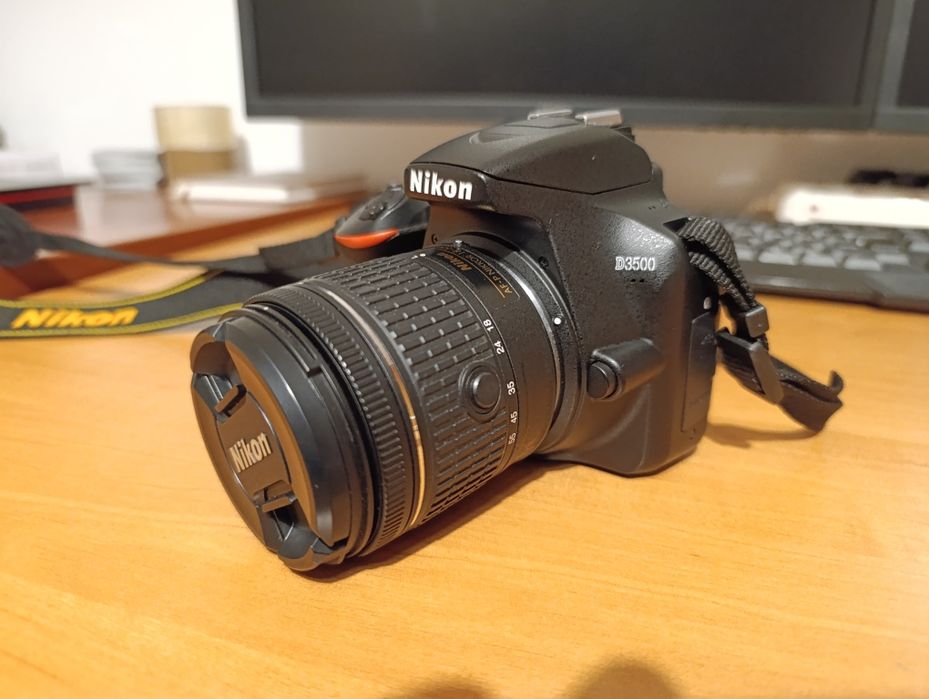 Máquina fotográfica Nikon d3500