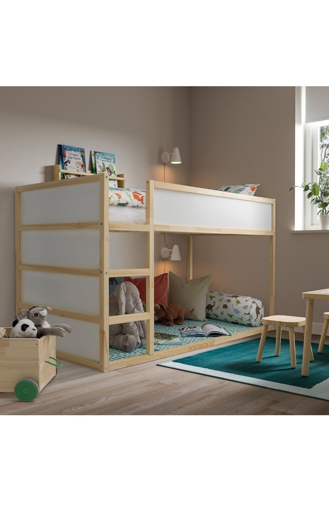 Cama reversível Kura (ikea)