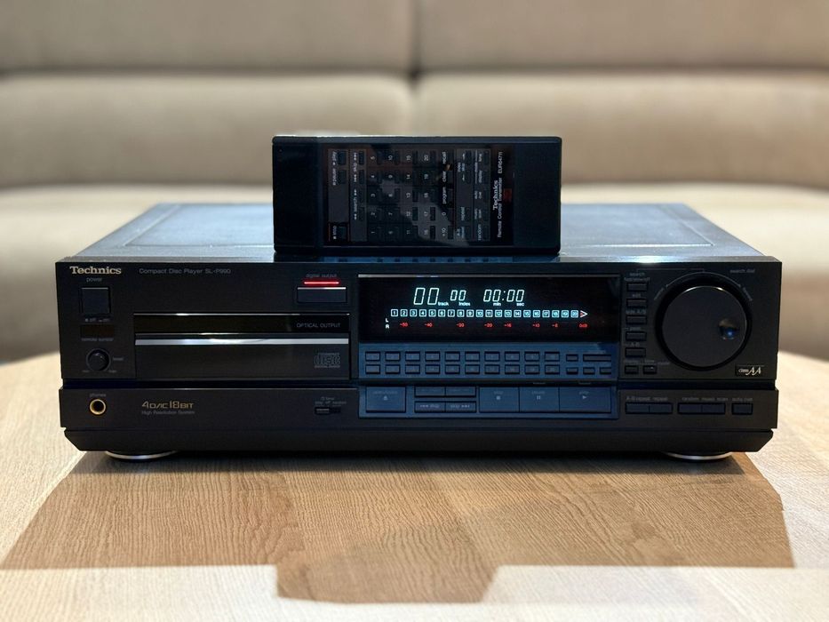 Technics Compact Disc Player SL-P990