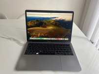 MacBook Air 13” Retina (2018) – 16 GB RAM, 256 GB SSD
