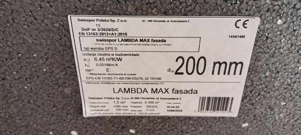 Styropian firmy Swisspor grafit Lambda Max o lambdzie 0,031.