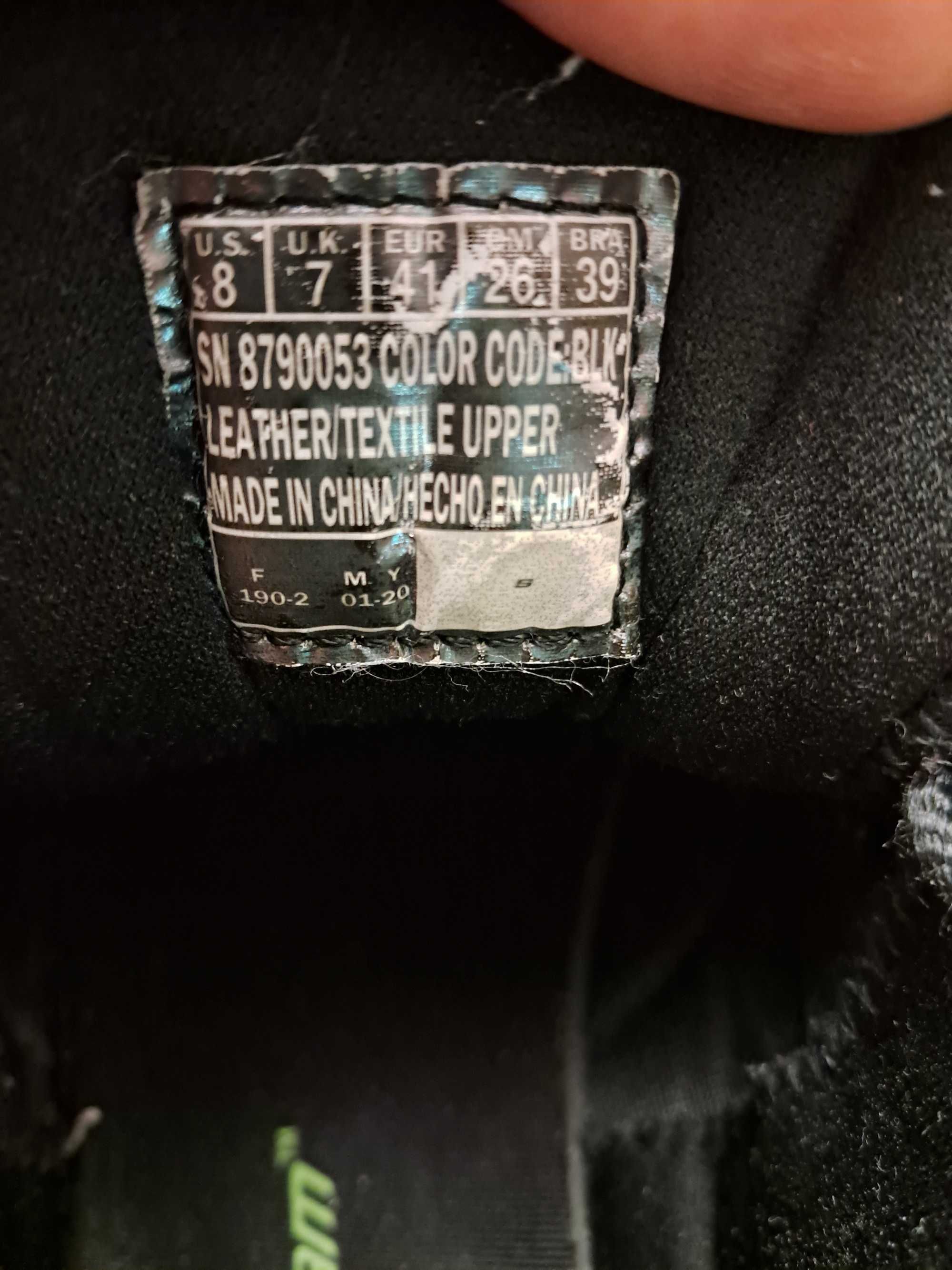 Кроссовки Skechers оригинал размер 41 стелька 27см