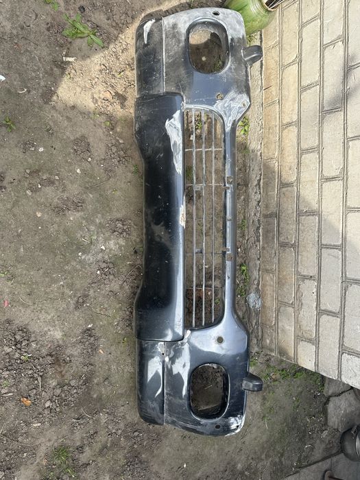 Бампер Mitsubishi pajero sport передній