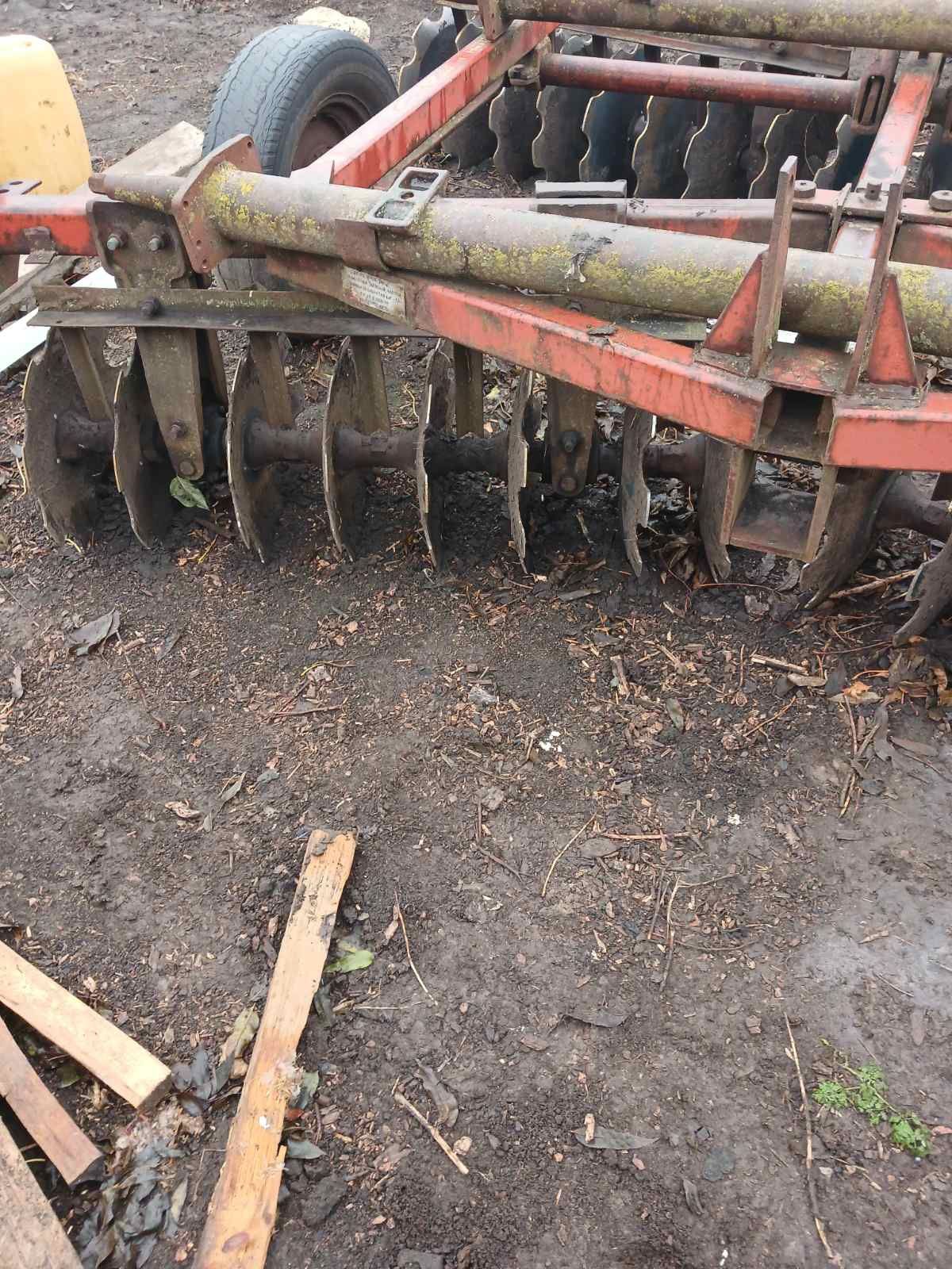Продам дискову борону