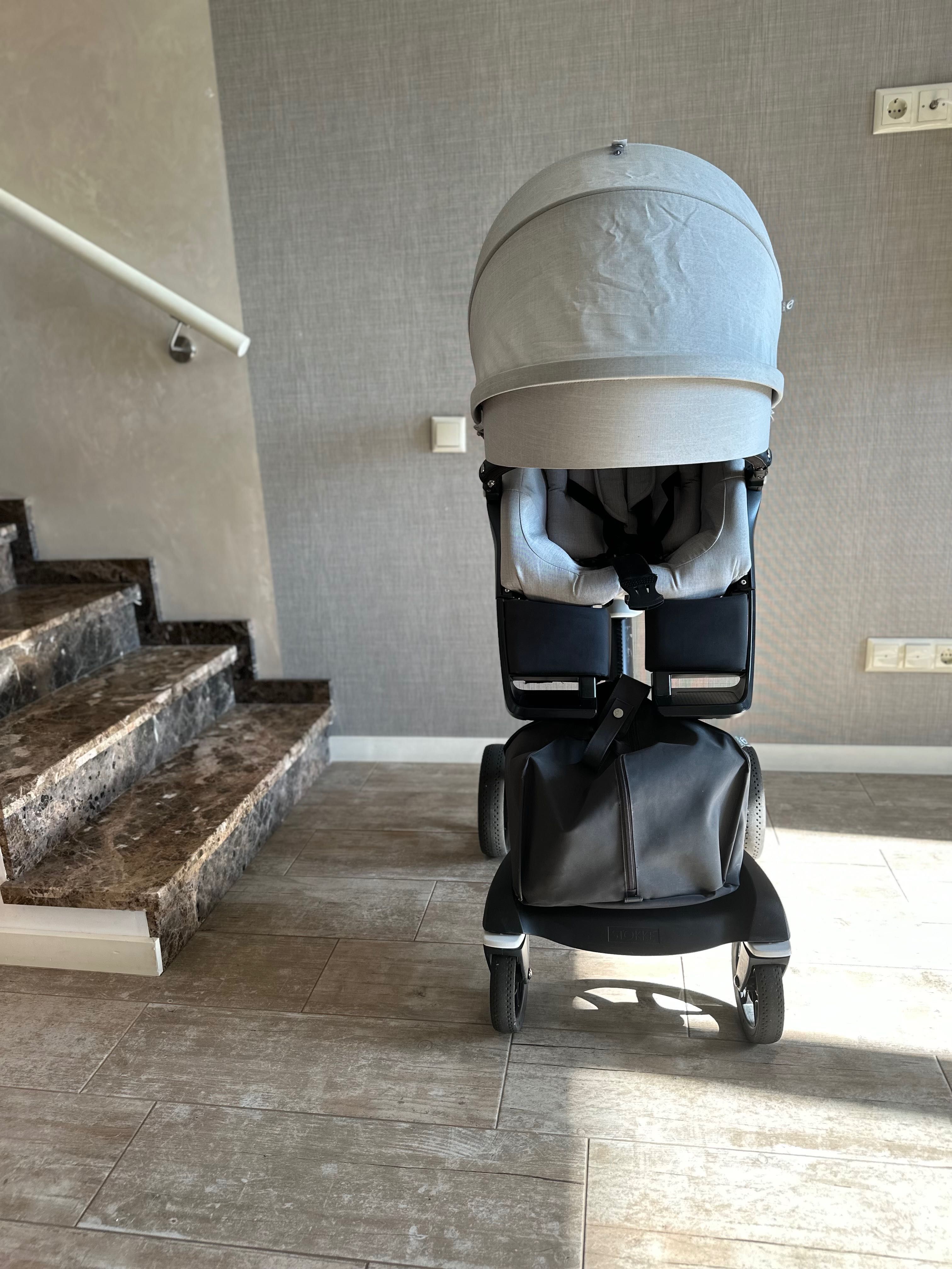 Коляска Stokke v6