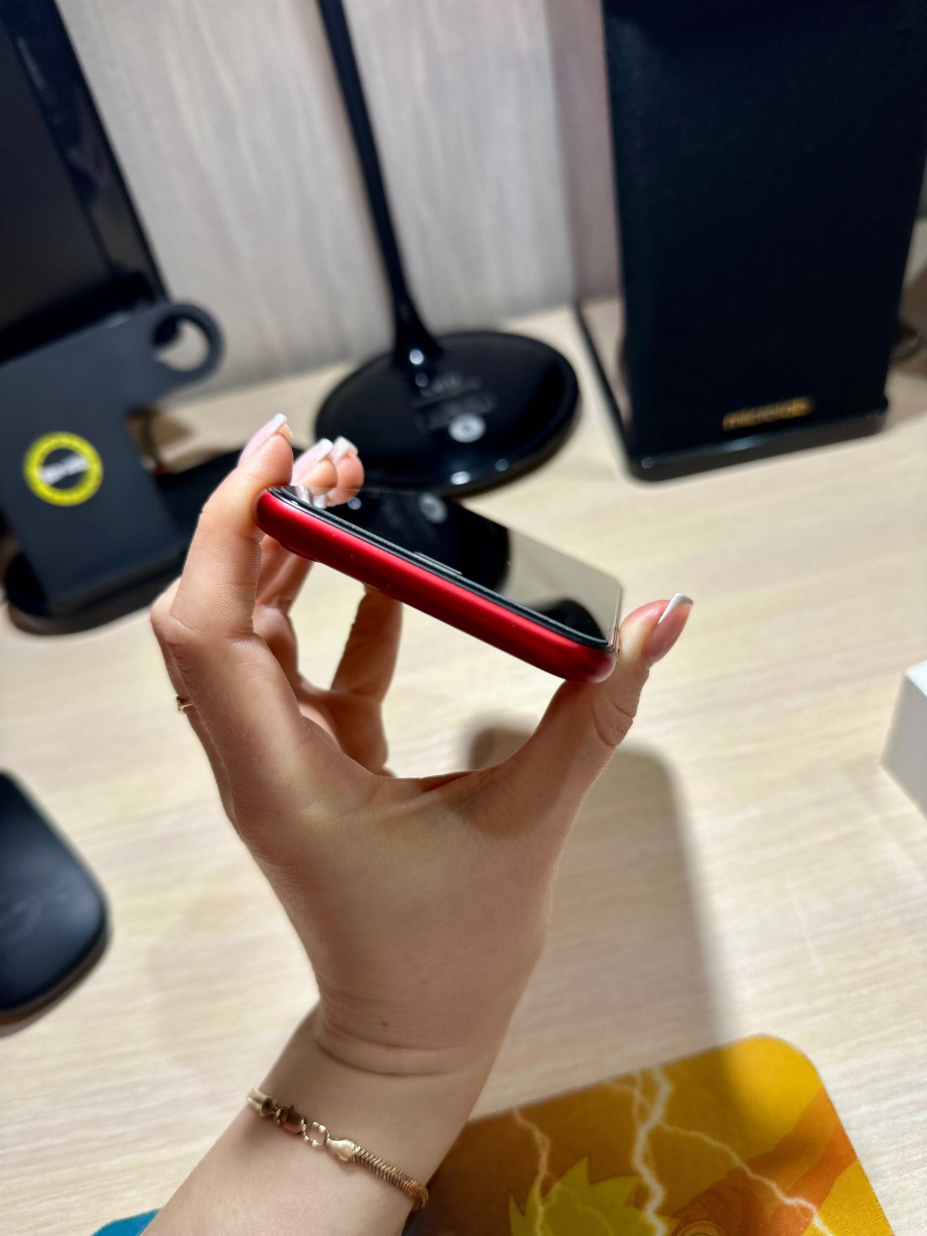 Продам айфон ХR на 64 gb