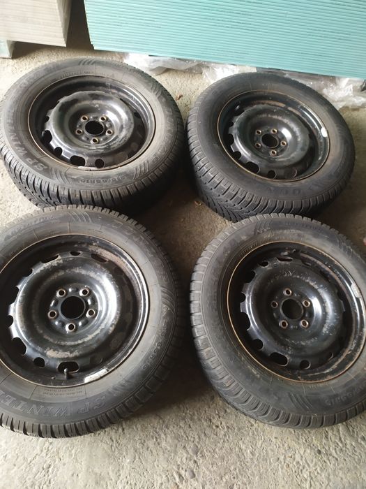 Диски 5 114.3 r16 et42 j6.5 цо67.1 мазда шини 215 65 r16 Dunlop зима