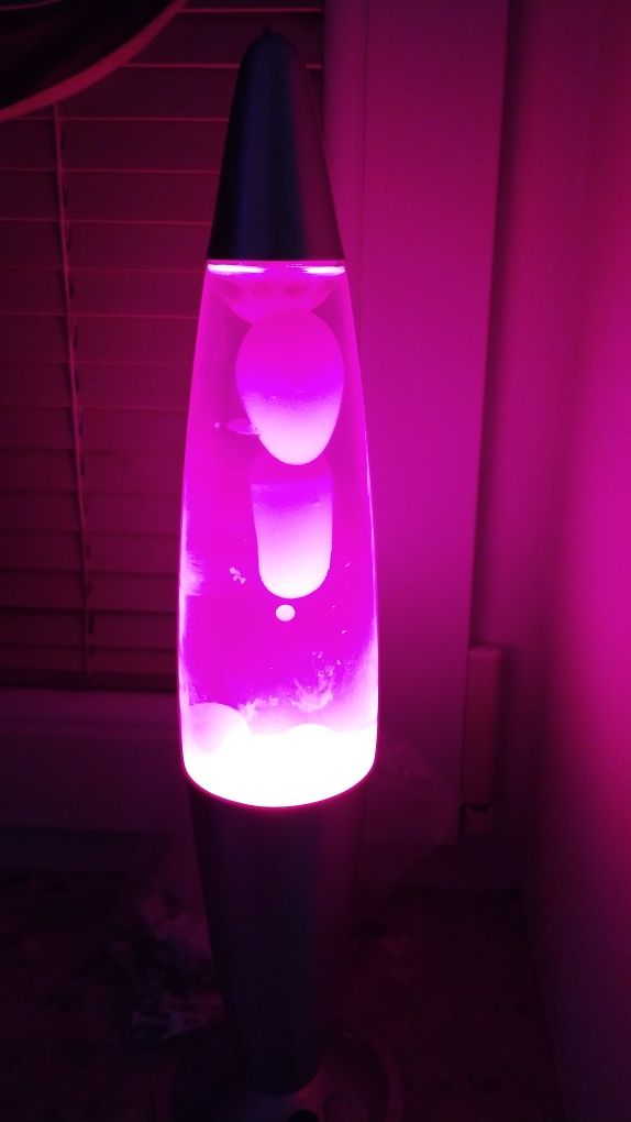 Lampka nocna kolorowa czerwone światło