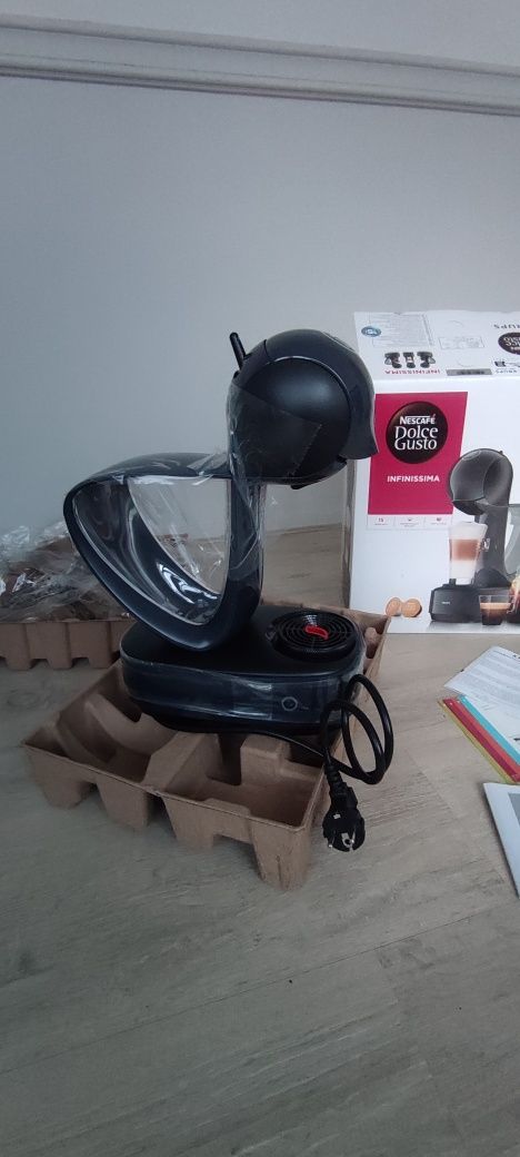 Капсульна кавомашина Krups Nescafe Dolce Gusto