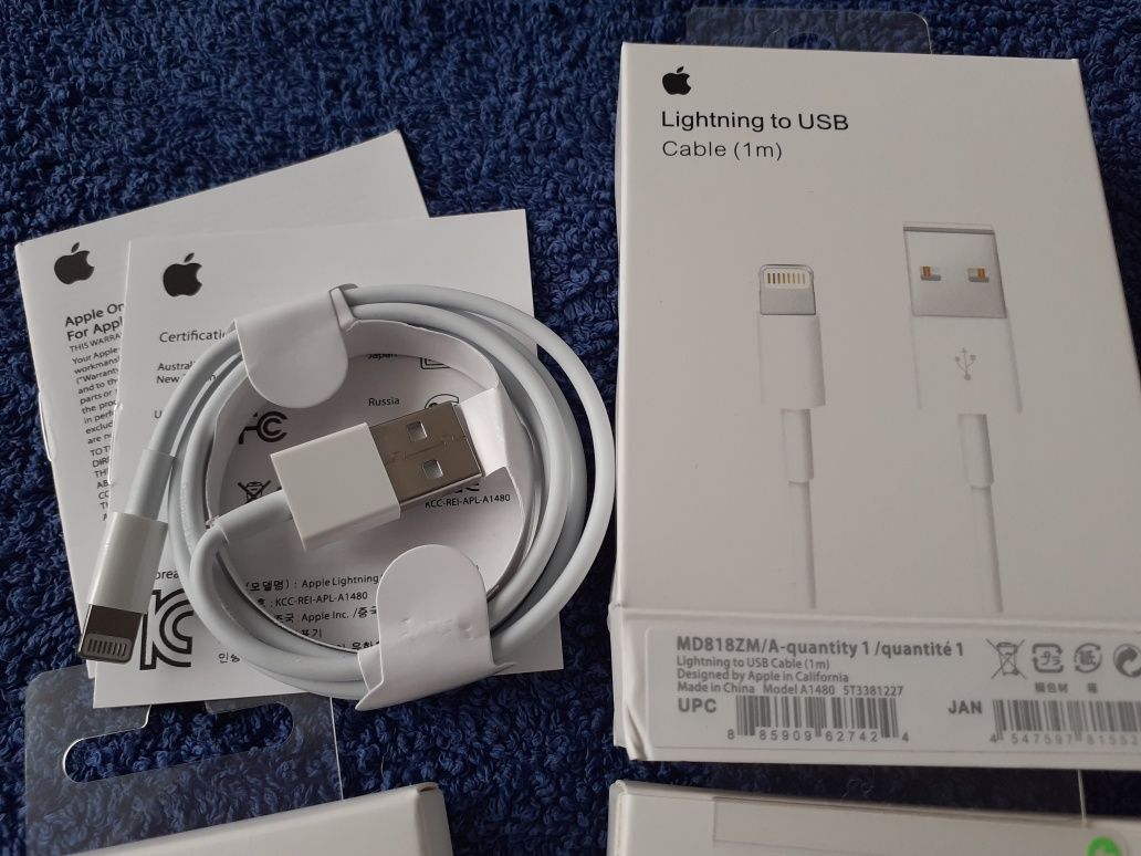 Kabel USB to Lightning 1m do IPhone NOWY.