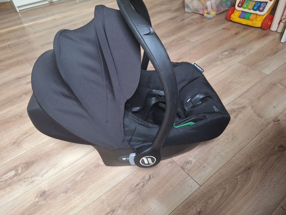 Fotelik samochodowy Avionaut cosmo