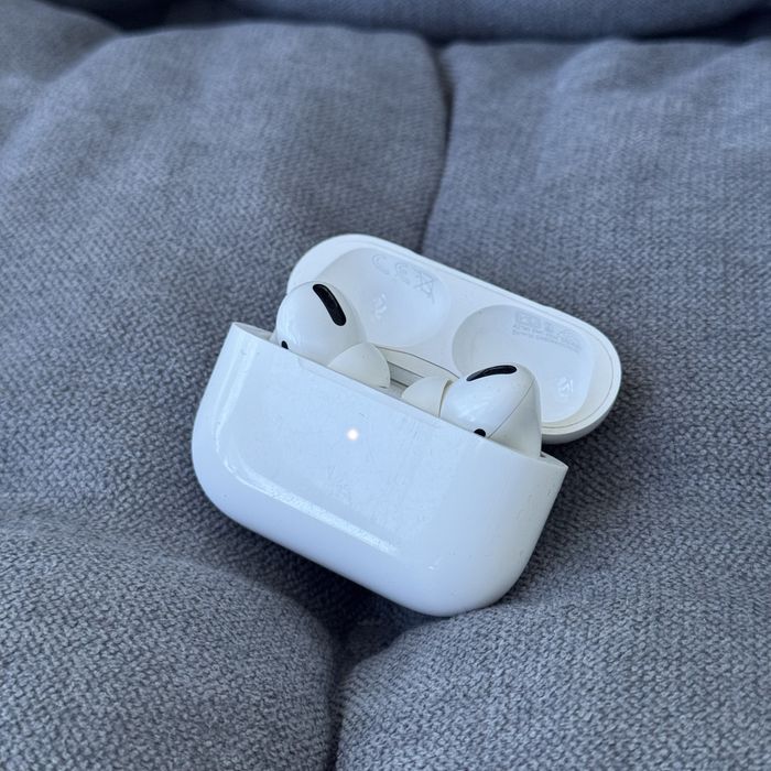 Apple airpods Pro 2021